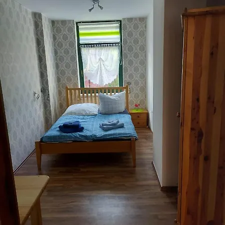 Rickyy Apartment